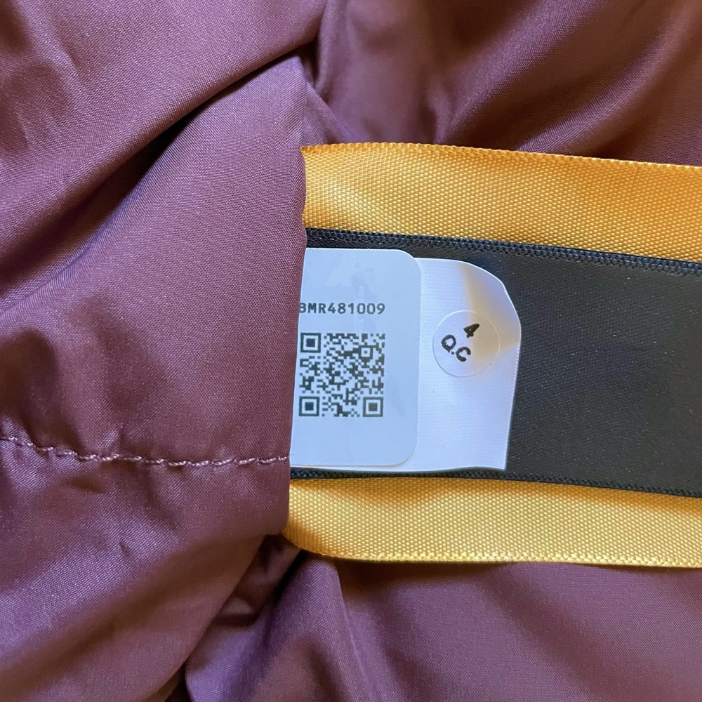 The North Face Women’s Arctic Parka Coat In Marron Purple - Picture 8 of 9